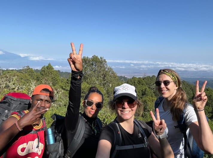Climb2Kili从坦桑尼亚旅行的时刻